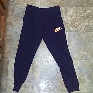 Size small womens nike jogger sweatpants